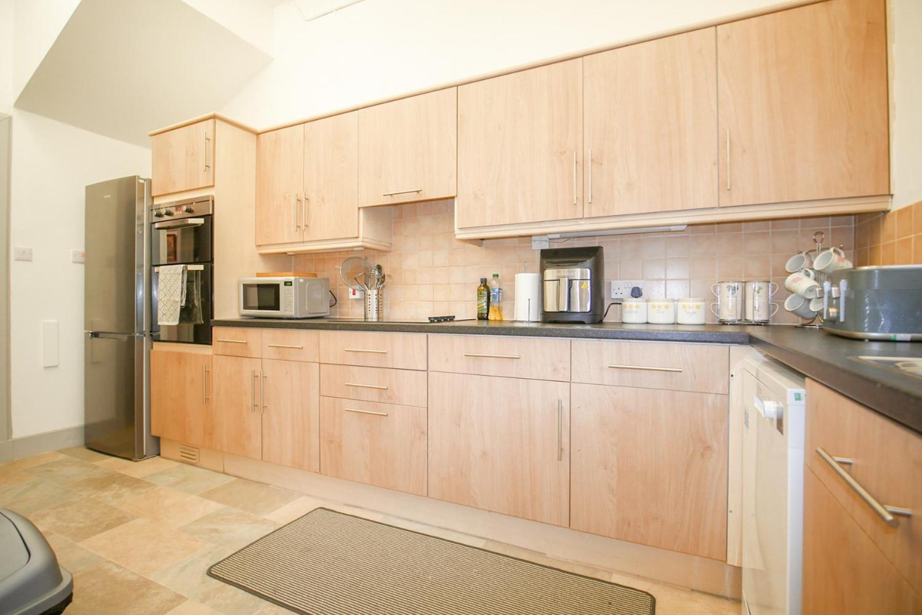 Telford Rd 5 Bedroom House 因弗内斯 外观 照片