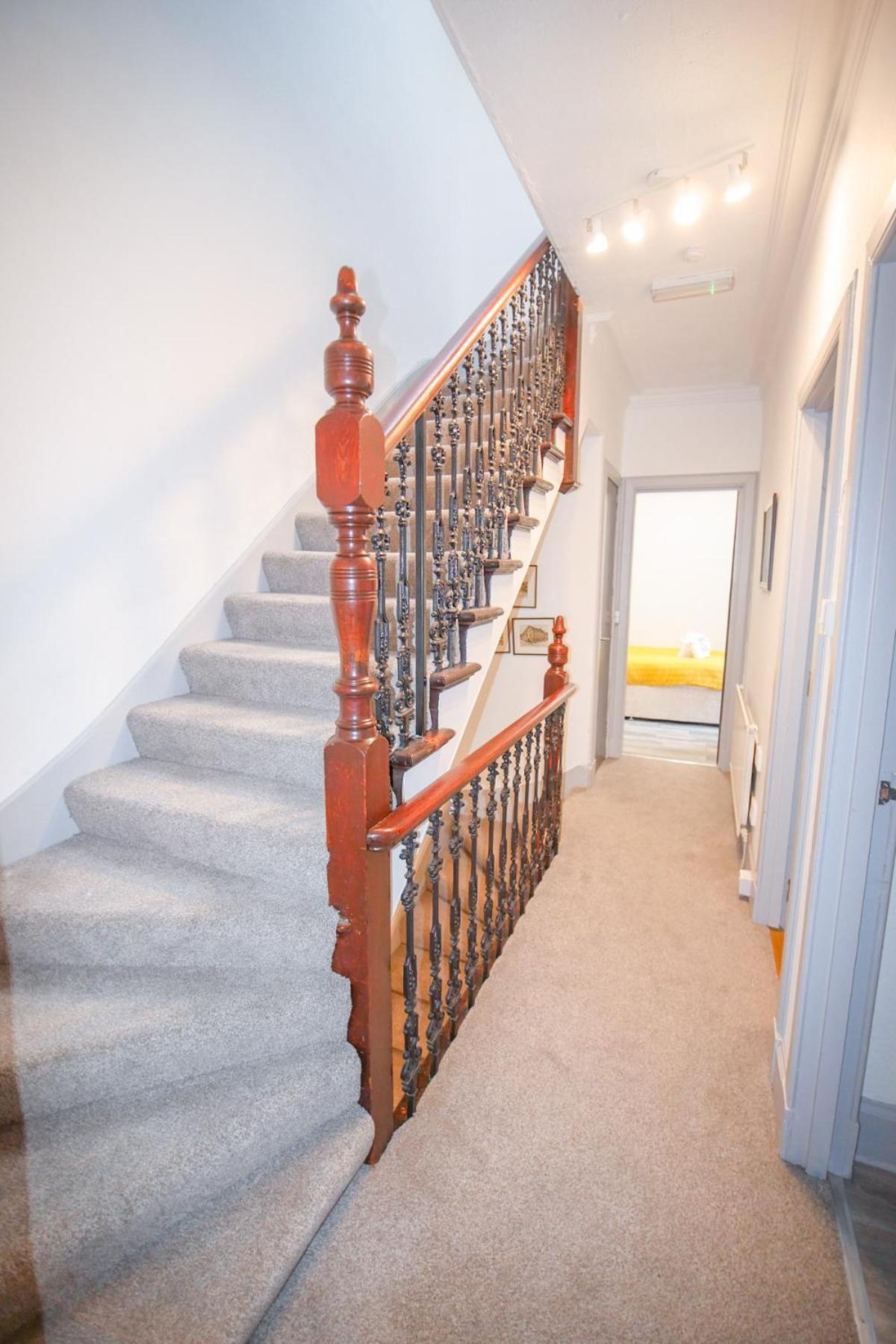 Telford Rd 5 Bedroom House 因弗内斯 外观 照片